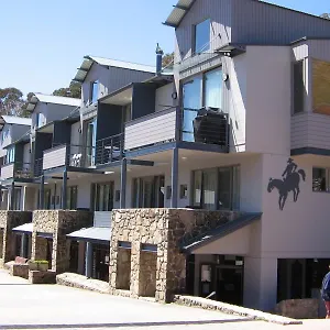 Karoonda 1 - Central Village Thredbo